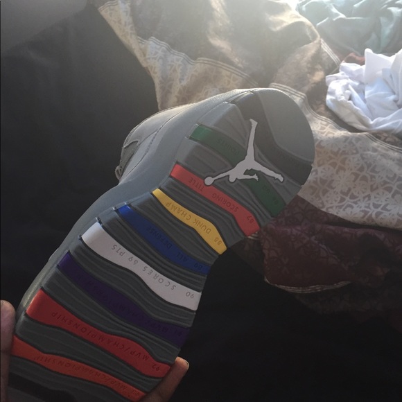 Air Jordan’s 10 Cool grey what more do you expect - Picture 2 of 2